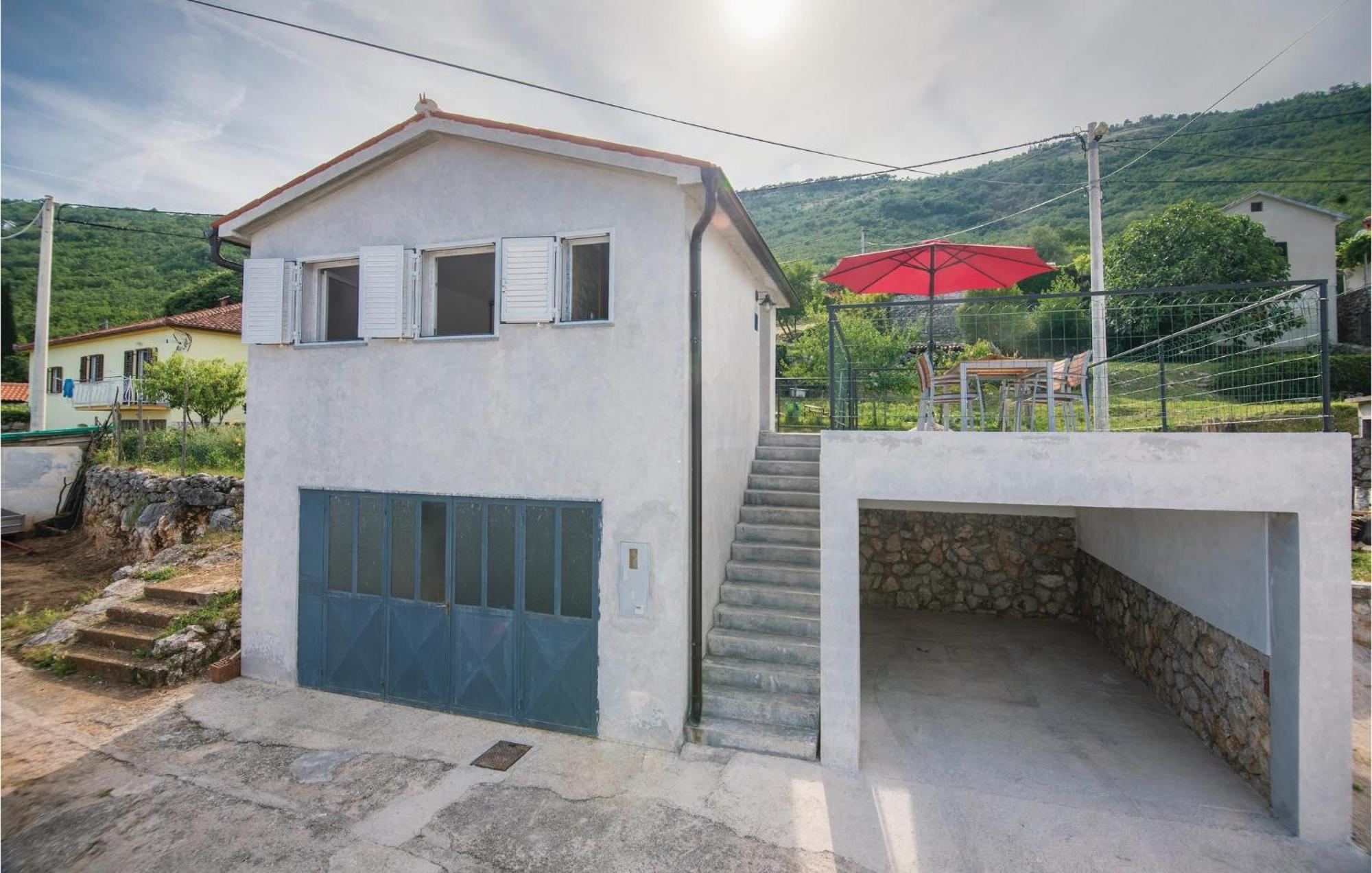 Nice Home In Martina With Kitchen Buitenkant foto